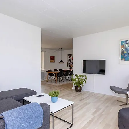 6 Person In Skals-by Traum Ferienhaus Skals